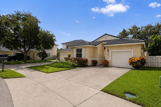 Foto del edificio - 15250 SW 49th Ct