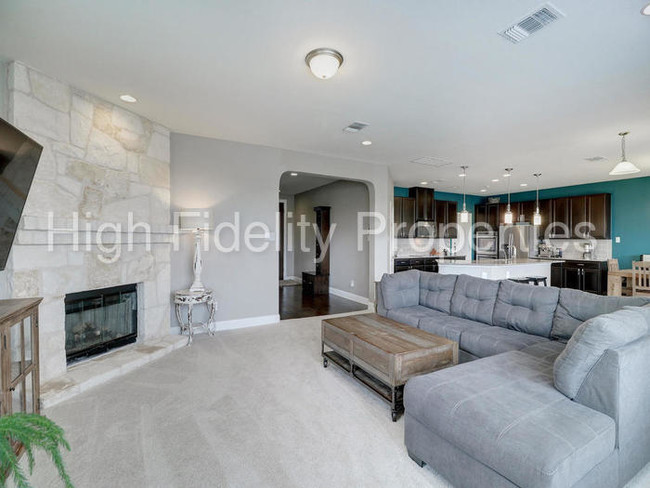 Building Photo - 1404 Bovina Dr