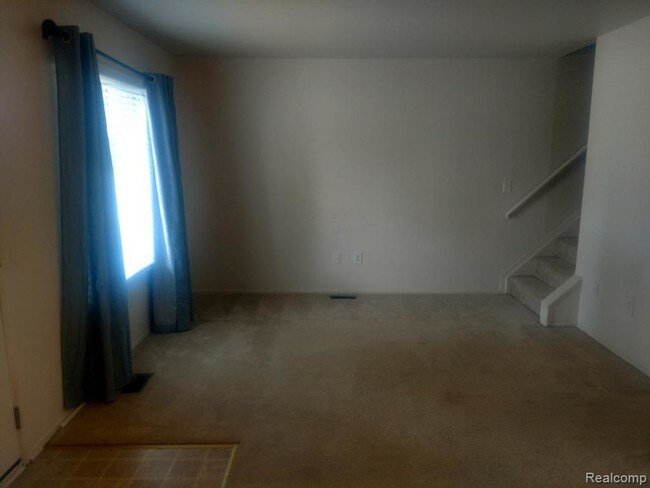 Foto del edificio - 2032 Orchard Crest St