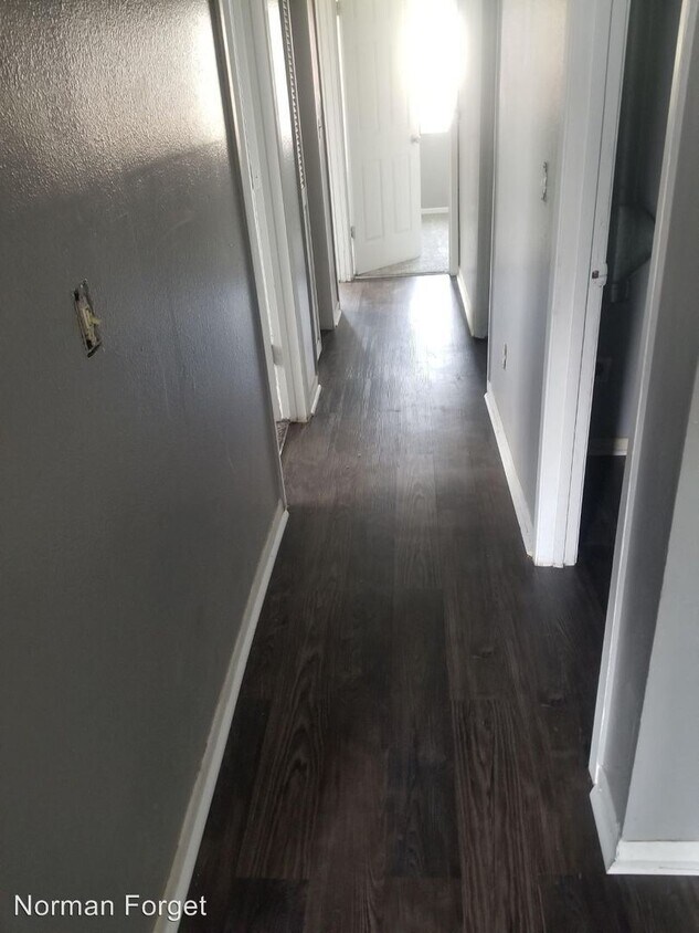 Foto del edificio - 3 br, 1 bath Apartment - 1914 King Ave