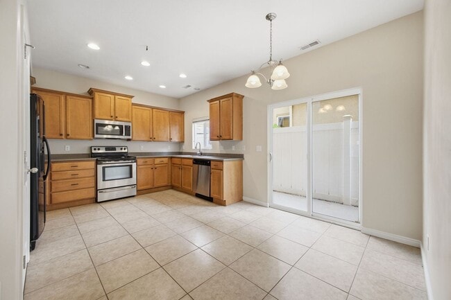 Foto del edificio - 1427 E 6175 S