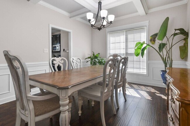 Foto del edificio - Pet Friendly Four Bedroom with Bonus!