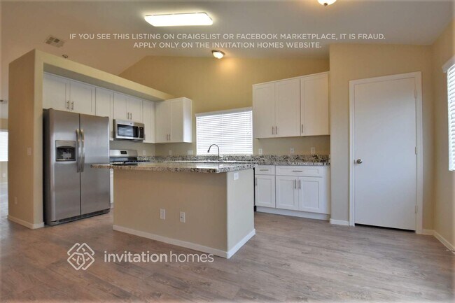 Foto del edificio - 3717 St Charles Ct