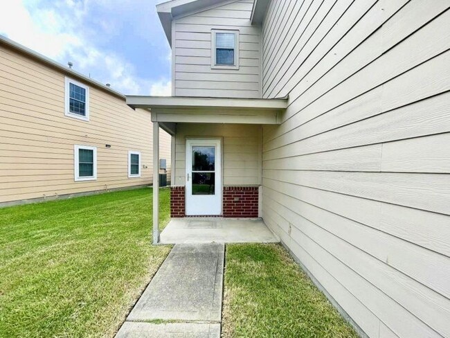 Building Photo - 1731 Ramsay Way