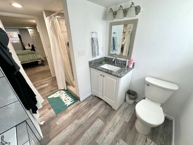 Foto del edificio - 382 N 200 W