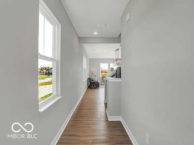 Foto del edificio - 15243 Farrington Rd