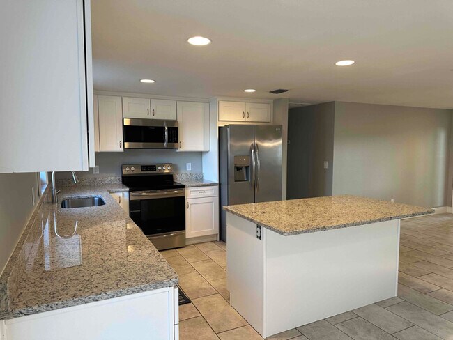 Foto del edificio - 11503 Balm Riverview Rd