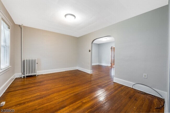 Building Photo - 715 Spruce St