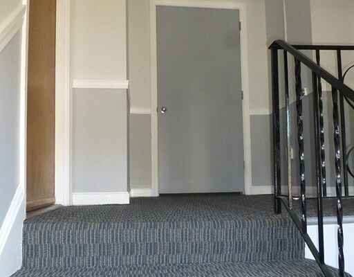 Building Photo - 390 Great Rd