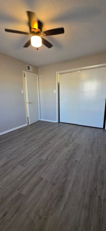 Foto del edificio - 650 Central Ave