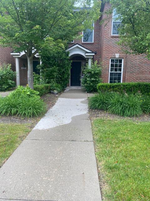 Foto principal - 5729 Hampshire Ln