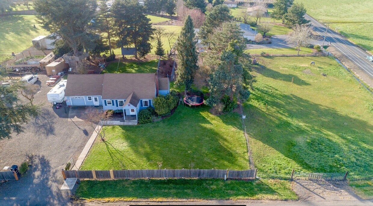 Primary Photo - 35150 Goltra Rd SE