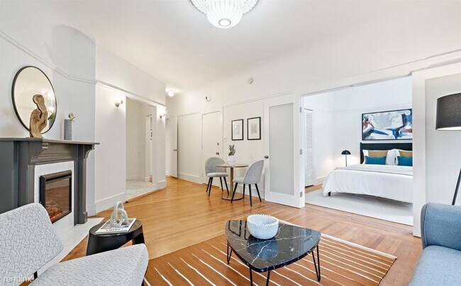 Building Photo - 1 br, 2 bath Condo - 1018 E Osborn Rd