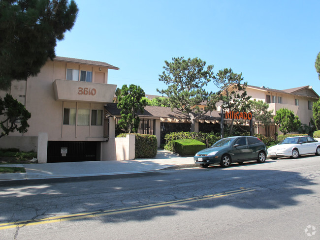 Foto del edificio - Mikado Apartments