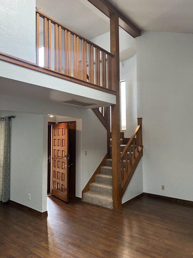 Building Photo - 12214 Banyan Ln