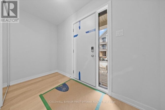 Building Photo - 516 Celestine Private