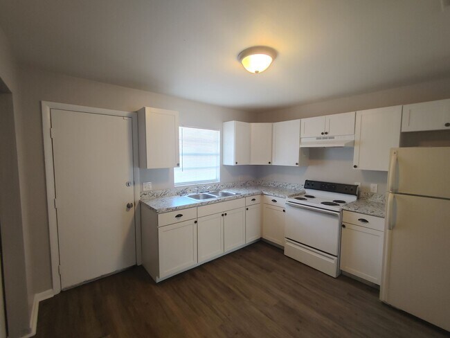 Foto del edificio - Large 2/1- Minutes from Downtown Leesburg/...