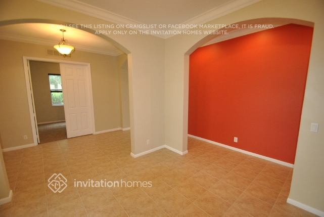 Foto del edificio - 9279 Madewood Ct