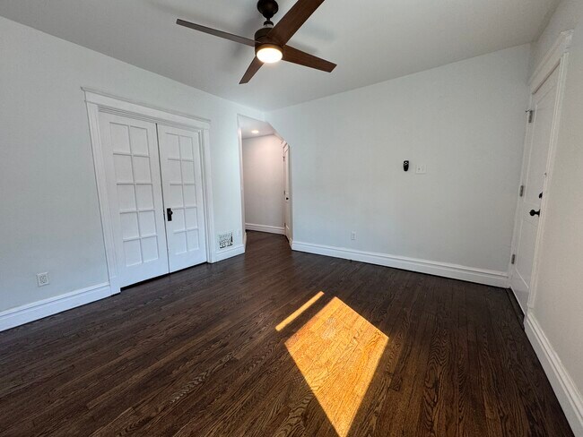 Foto del edificio - 5011 S Broadway