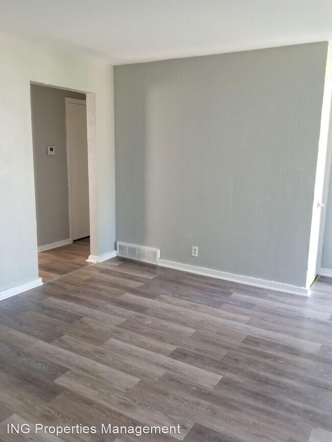 Building Photo - 3 br, 1.5 bath House - 4941 N 56th St