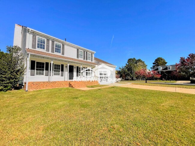 Foto del edificio - 700 Rumford Ct