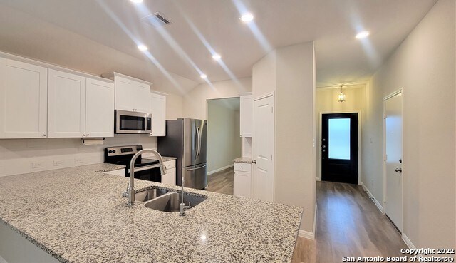 Foto del edificio - 2465 Arctic Warbler