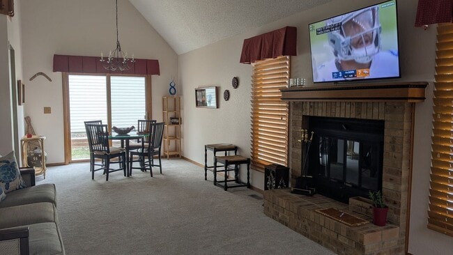 Building Photo - 16783 E Hialeah Ave