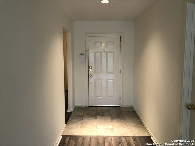 Building Photo - 9446 FAIRPOINT