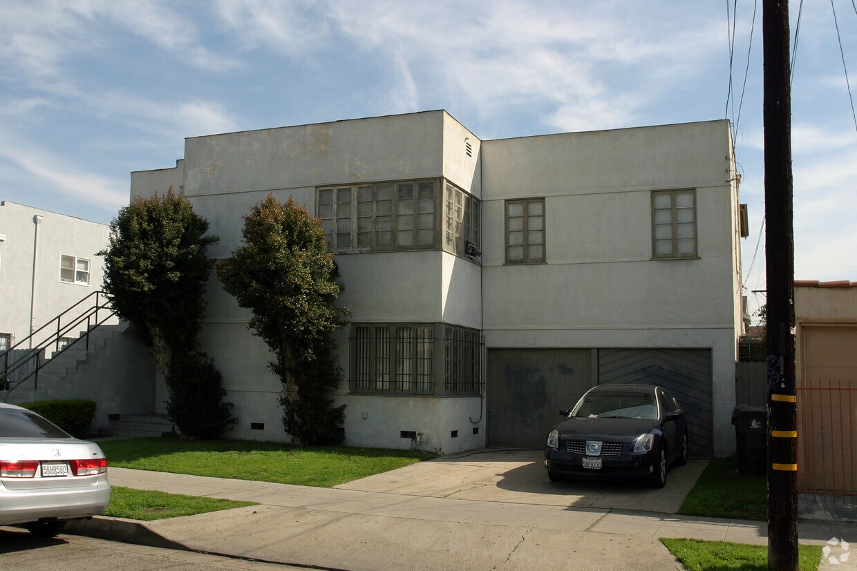 Primary Photo - 1128 Orange Ave