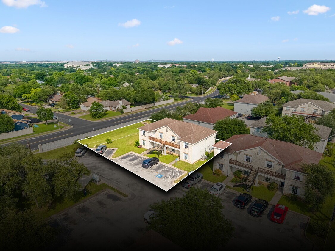 Foto del edificio - 3201 El Salido Pkwy