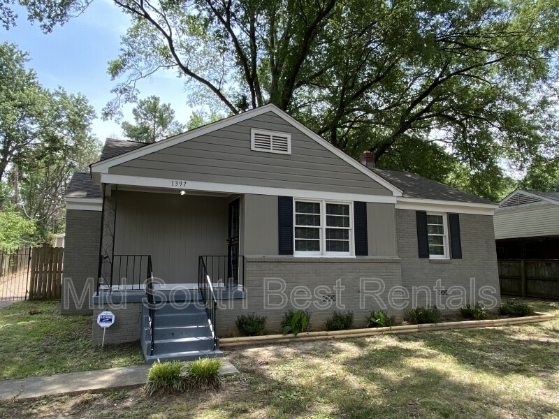 Primary Photo - 1397 Canfield Ave