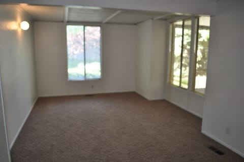 Building Photo - 3547 Bengal Blvd