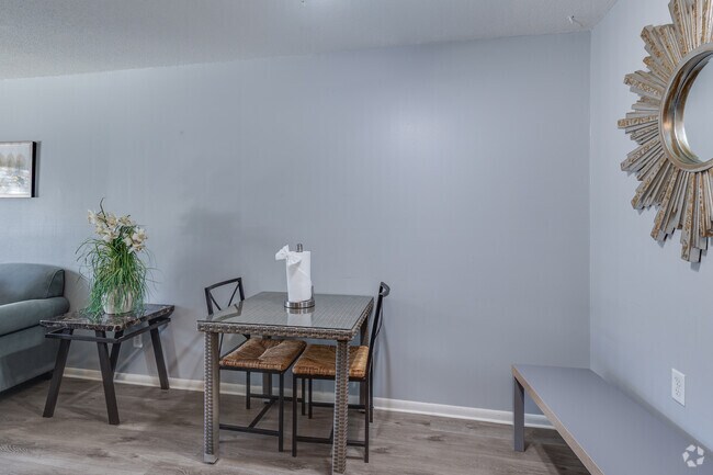 1 dormitorio, 1 baño - 56 m² - Comedor - Princeton Place