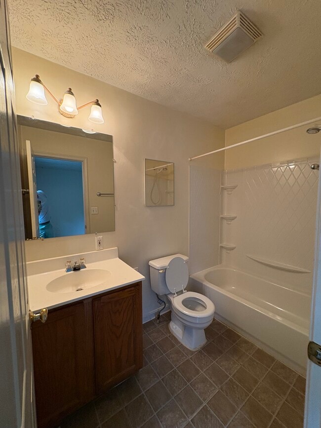 Building Photo - 10610 Boxmeer Ct