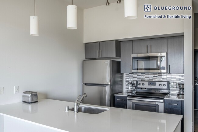 Foto del edificio - 15566 NE 22nd Pl