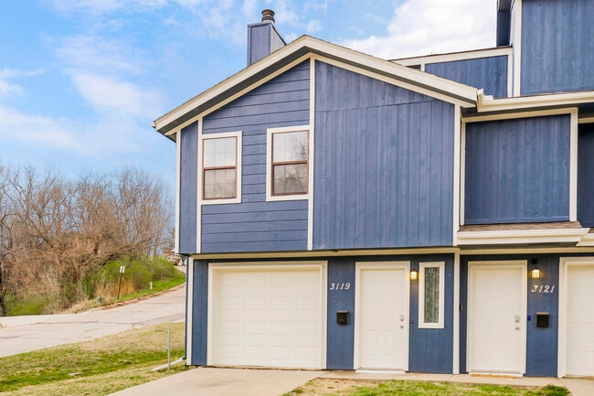 Building Photo - 3119 Eaton St