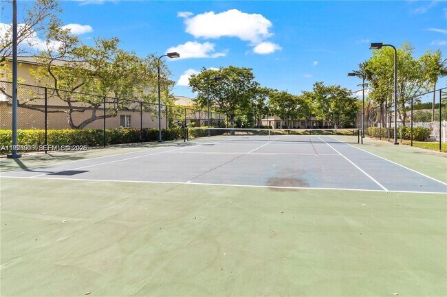 Foto del edificio - 1969 Freeport Dr