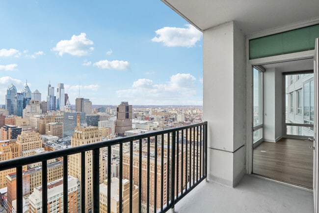 Photo - The St James Apartments