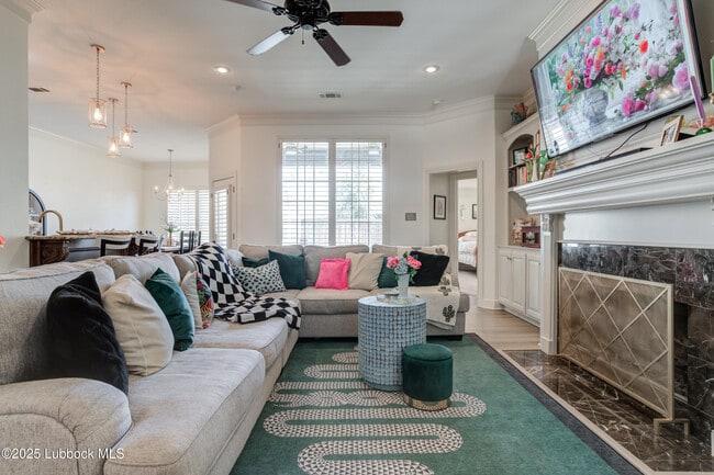 Foto del edificio - 5512 103rd St