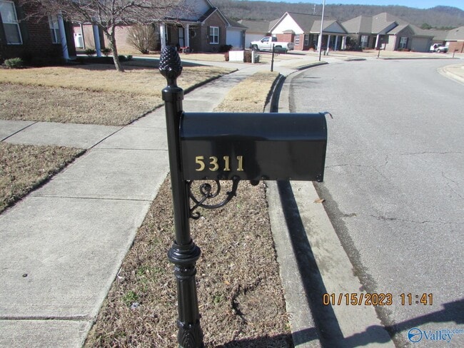 Foto del edificio - 5311 Frankford Dr SE