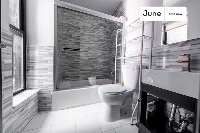 Building Photo - 320 Manhattan Ave