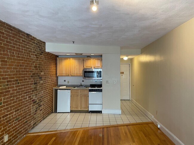 Foto del edificio - 12 Mount Auburn St