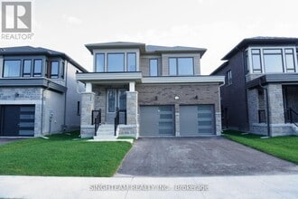 Building Photo - 44 Del Ray Cres