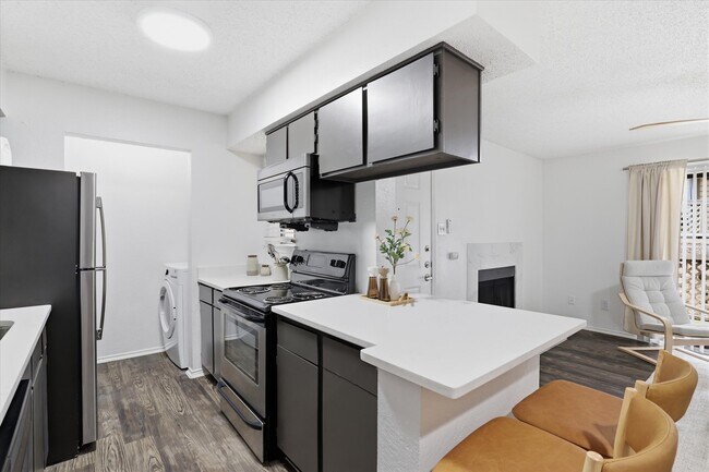 1 dormitorio, 1 baño - 671 pies cuadrados - Eagle Creek Apartments
