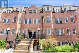 Building Photo - 760-760 Lawrence Ave W
