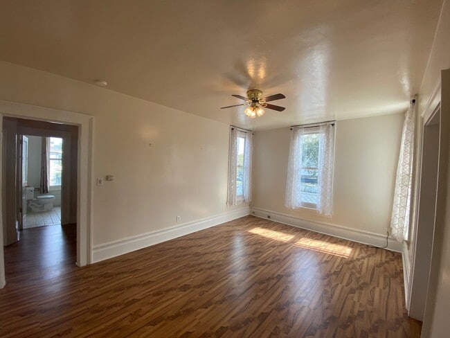 Building Photo - 1626 Santa Clara Ave