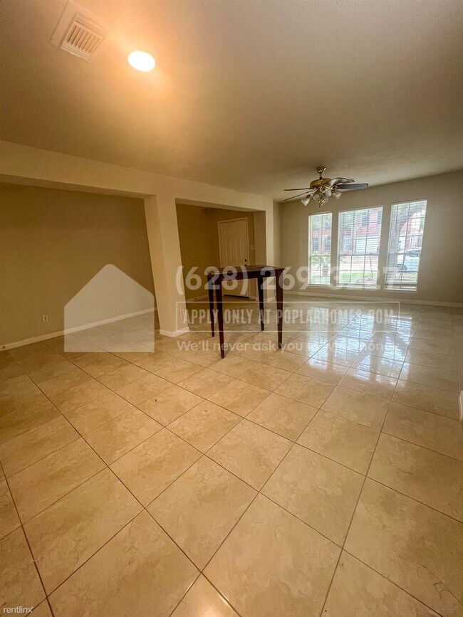 Foto del edificio - 3 br, 2.5 bath House - 16127 Eaglewood Spr...
