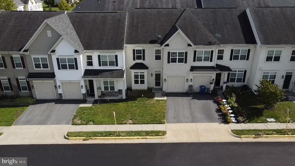 Primary Photo - 305 Prestwick Ln