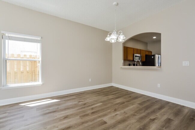 Foto del edificio - 13212 Canna Lily Dr