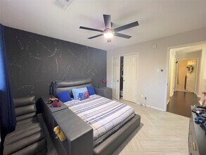 Building Photo - 10503 Desert Springs Cir